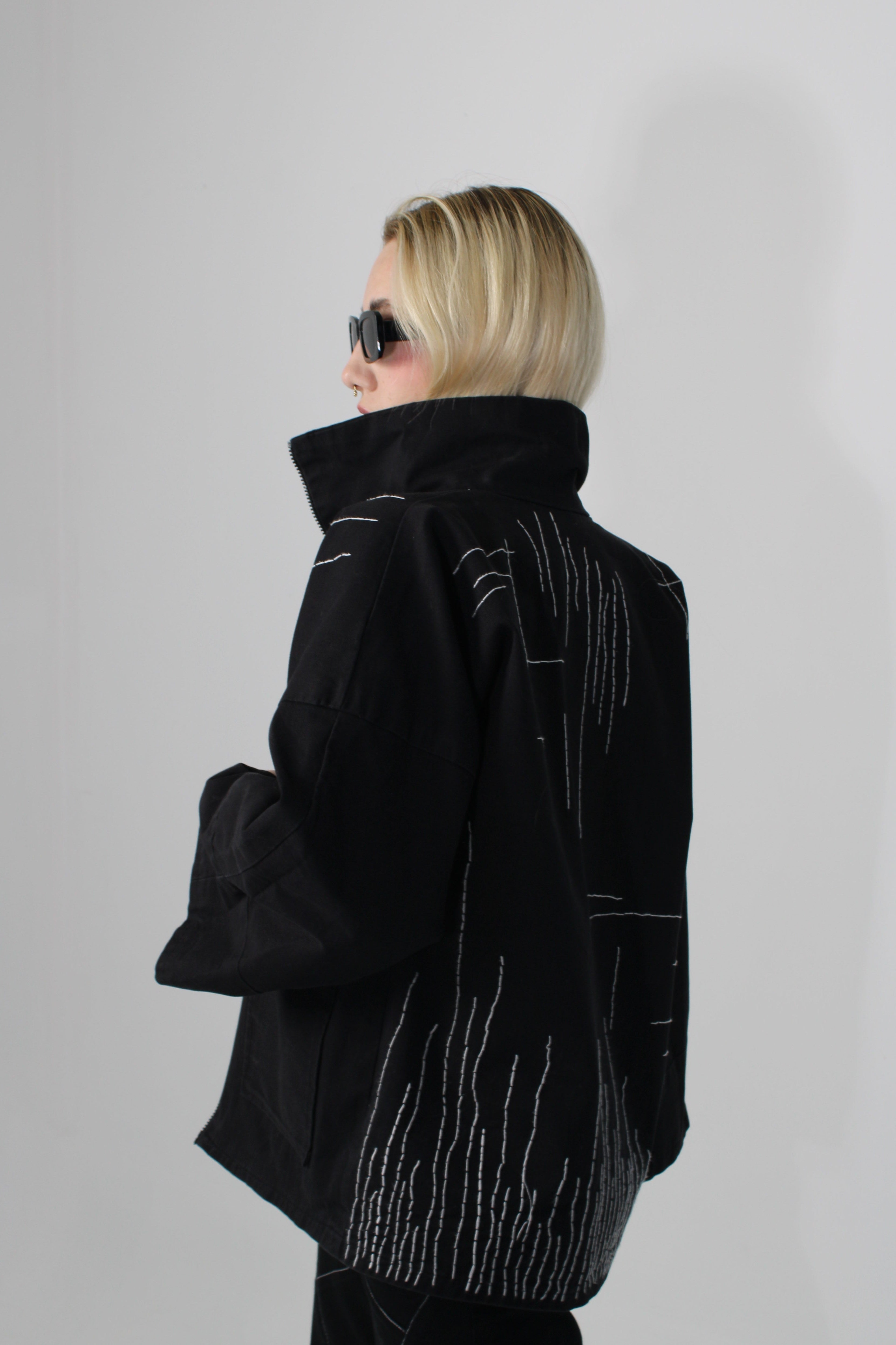 CHAQUETA PARALELOS | M00 - BUCLE