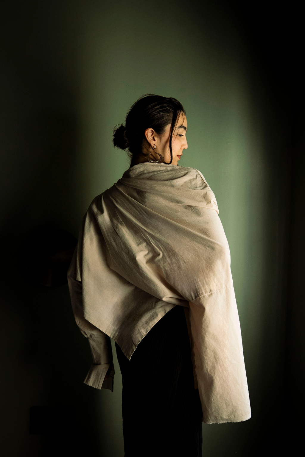 BLUSA GEO ASIMÉTRICA | M00 -  BUCLE